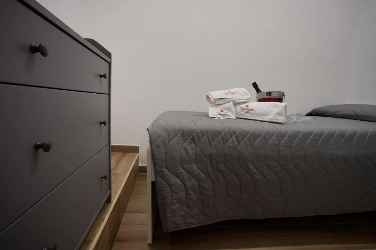 Rosso Corallo Licata Apartment