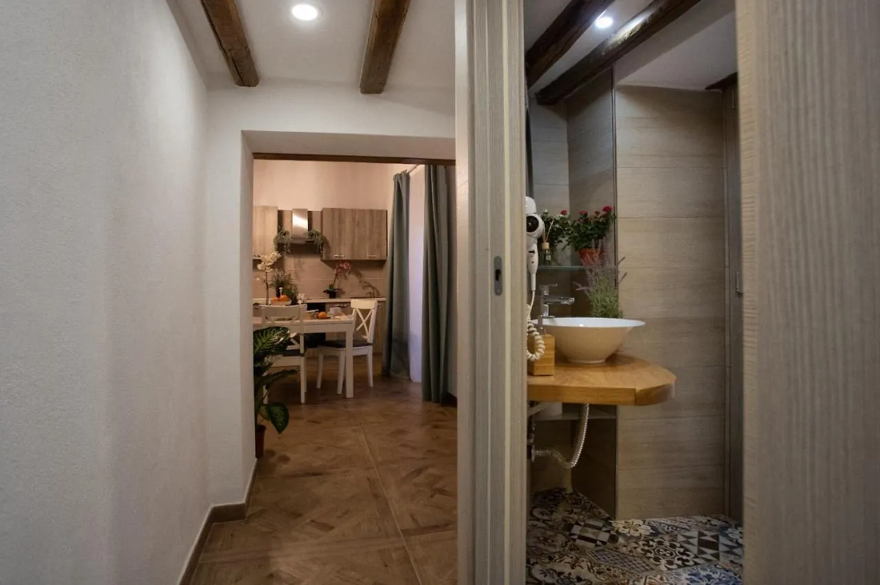 Rosso Corallo Licata Apartment